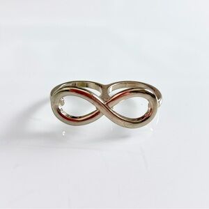 FOREVER 21 INFINITY SYMBOL DOUBLE KNUCKLE RING